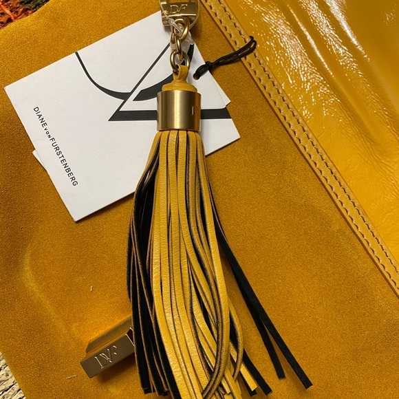 🆕 Diane von Furstenberg Harper Envelope purse - Picture 7 of 12